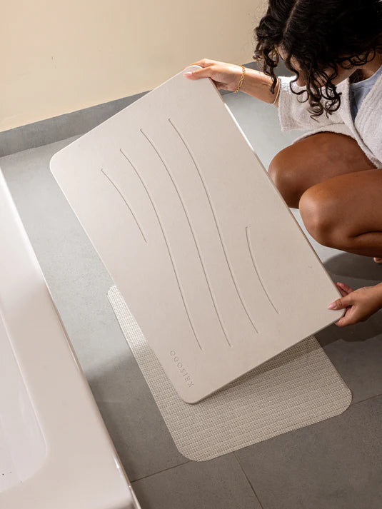 Easy to maintain and helps resist odor-causing bacteria.