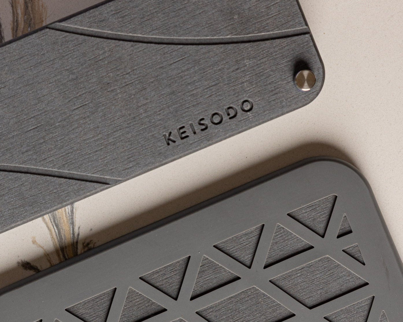 Natural diatomite for quick-dry performance