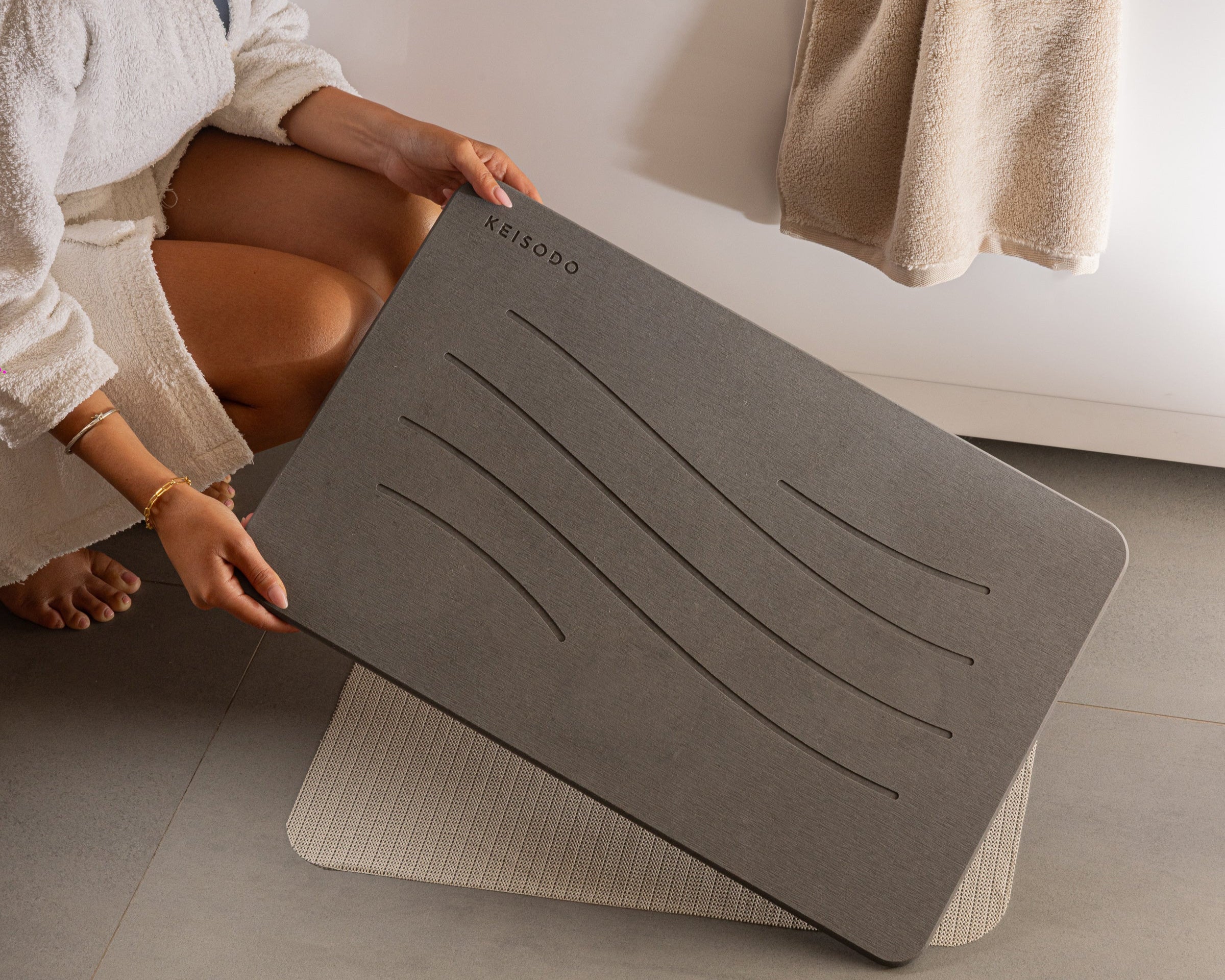 Diatomite Stone Bath Mat - Keisodo - Shop Now